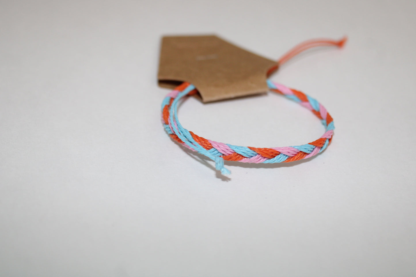 Pulsera de hilo